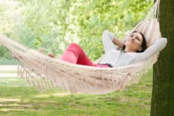 Di Volio Brasilianische Premium Hängematte BARI Mit Fransen Im Boho-Look - Hängeliege Für Zwei Personen 200 X 150 Cm (weiß) -Deutschland Garten Zier Verkaufs-Shop 31e4c66b1d2ce4d59ed39f3f1d34c245