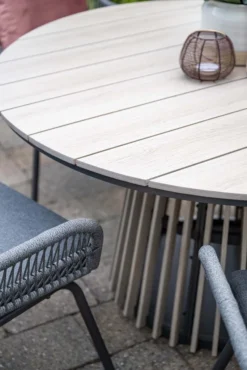 Garden Impressions Trinxa Dining Gartentisch Ø130xH72cm Teaklook Hell Imowood -Deutschland Garten Zier Verkaufs-Shop 3edc5680adbb489858fe901b9c9d2ec0