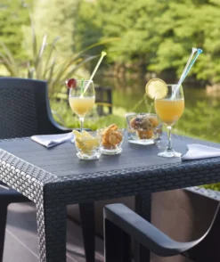 Quadratischer Outdoor-Tisch, Struktur Aus Hartharz Mit Rattan-Effekt, Italy, 80 X 80 X 72 Cm, Farbe Anthrazit -Deutschland Garten Zier Verkaufs-Shop 6c59c6d4a80ddabe835eb980d34016f8